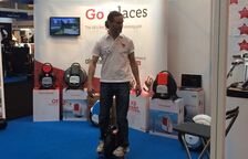 Airwheel d'auto-bilanciamento Scooter era avvolto in Gadget Show Live Held in Inghilterra