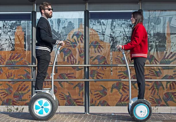 Airwheel añadió una nueva sangre a este sector depresivo y estimuló todo el mercado para el sector.