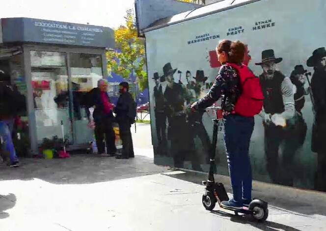 El monopatín trandicional es familiar al público, pero Airwheel lo modificó y lo mejoró, lo que atrae gran atención. 